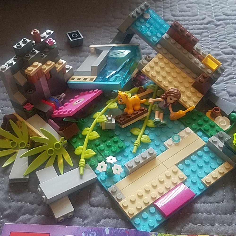Lego friends jungle falls rescue #41033